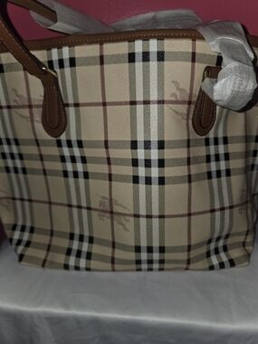 Classic Plaid Tote Bag in Beige